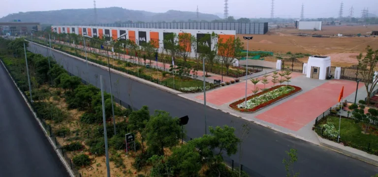 DLF Privana South - gallery